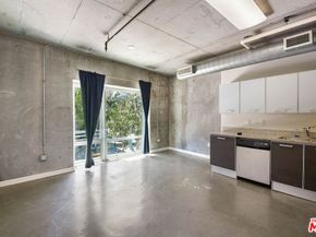 645 W 9th Street 201, Los Angeles CA 90015