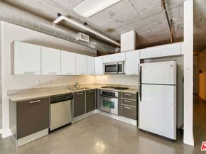 645 W 9th Street 201, Los Angeles CA 90015