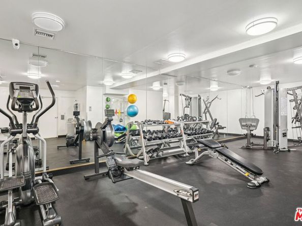 100 S Doheny Drive 501, Los Angeles CA 90048