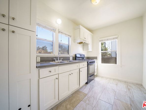 431 E 41st Place, Los Angeles CA 90011
