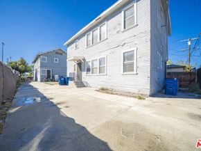 431 E 41st Place, Los Angeles CA 90011