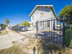 431 E 41st Place, Los Angeles CA 90011