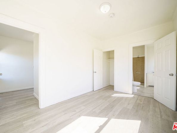 431 E 41st Place, Los Angeles CA 90011