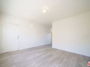 431 E 41st Place, Los Angeles CA 90011