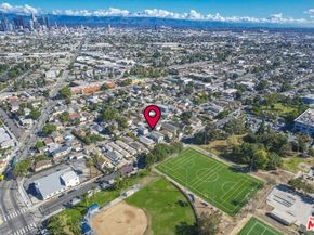 431 E 41st Place, Los Angeles CA 90011