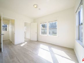 431 E 41st Place, Los Angeles CA 90011