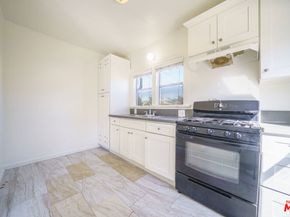 431 E 41st Place, Los Angeles CA 90011