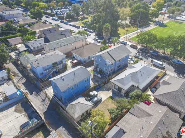 431 E 41st Place, Los Angeles CA 90011
