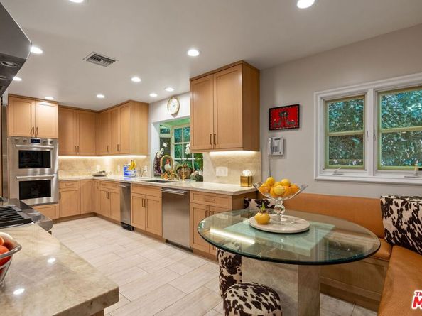 9415 Cherokee Lane, Beverly Hills CA 90210