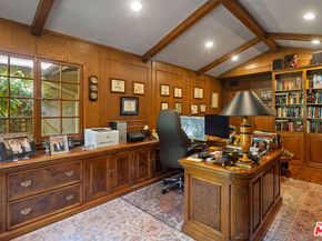 9415 Cherokee Lane, Beverly Hills CA 90210