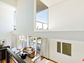 333 S Wilton Place 2, Los Angeles CA 90020