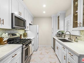 1325 Washington Avenue C, Santa Monica CA 90403