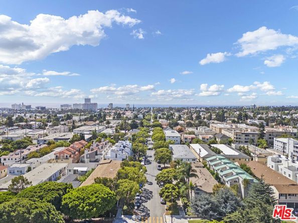 1325 Washington Avenue C, Santa Monica CA 90403