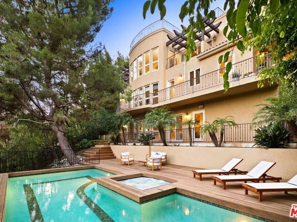 2505 Bowmont Drive, Beverly Hills CA 90210