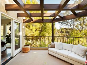 2505 Bowmont Drive, Beverly Hills CA 90210