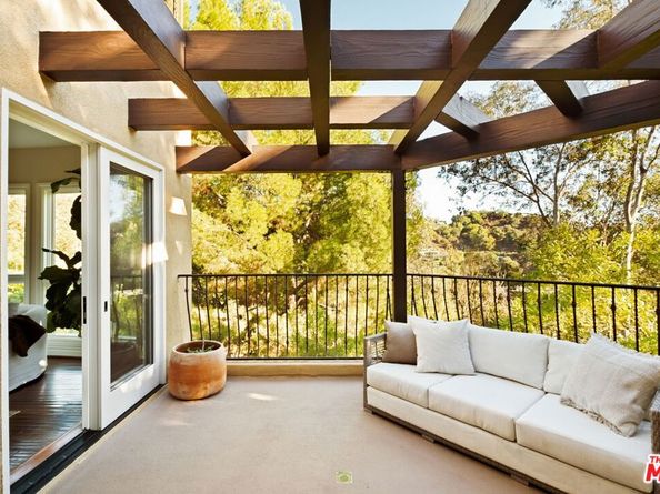 2505 Bowmont Drive, Beverly Hills CA 90210