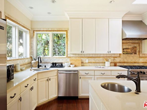 2505 Bowmont Drive, Beverly Hills CA 90210