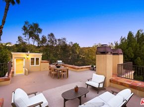 2505 Bowmont Drive, Beverly Hills CA 90210