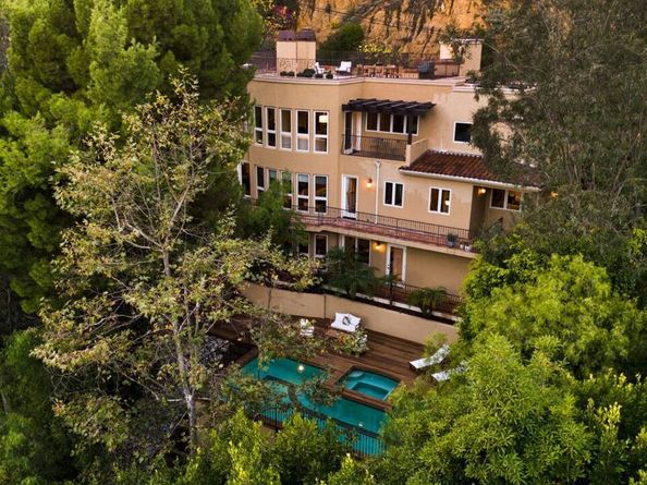 2505 Bowmont Drive, Beverly Hills CA 90210