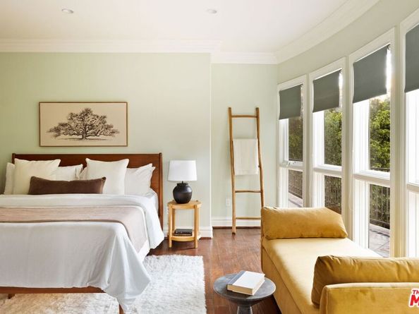 2505 Bowmont Drive, Beverly Hills CA 90210