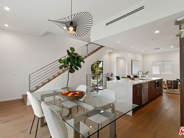 3811 S Verona Court, Los Angeles CA 90066