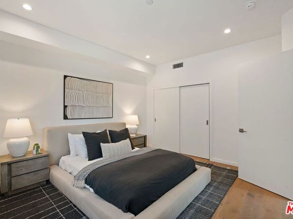 3811 S Verona Court, Los Angeles CA 90066