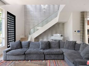 5904 Village Drive, Los Angeles CA 90094