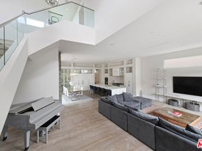 5904 Village Drive, Los Angeles CA 90094