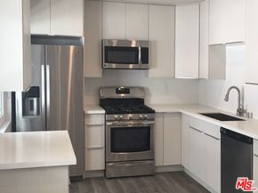 1015 3rd Street, Santa Monica CA 90403