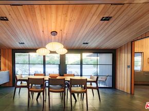 3860 Kingswood Road, Sherman Oaks CA 91403