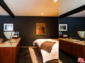 3860 Kingswood Road, Sherman Oaks CA 91403