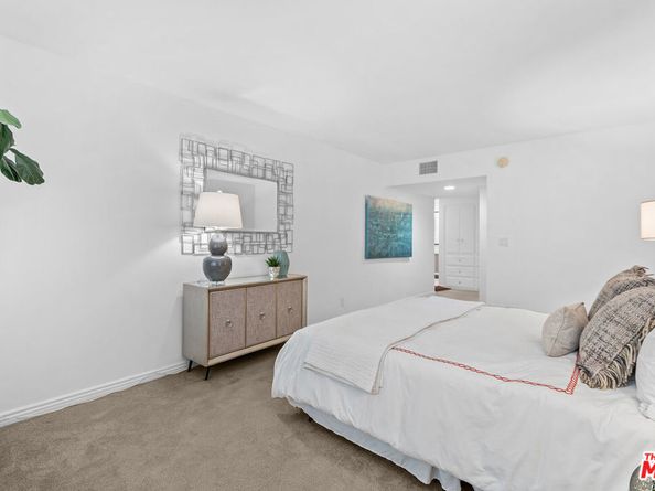 2318 Fox Hills Drive 102, Los Angeles CA 90064