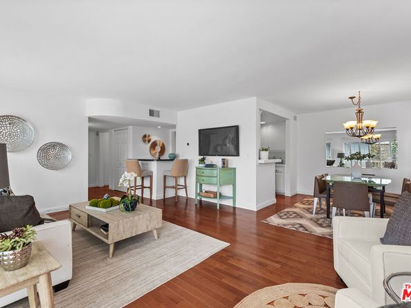 2318 Fox Hills Drive 102, Los Angeles CA 90064