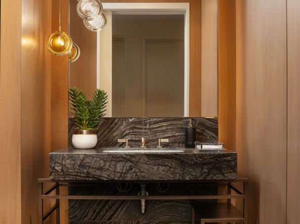 211 W Elm Court 26C, Los Angeles CA 90067