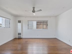 106 Paloma Avenue, Venice CA 90291