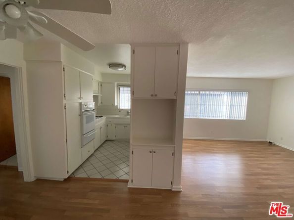 1743 N Edgemont Street 3, Los Angeles CA 90027