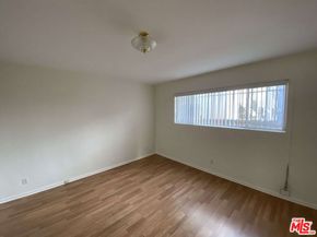 1743 N Edgemont Street 3, Los Angeles CA 90027