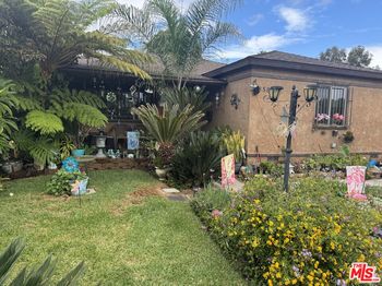 859 W 33rd Way