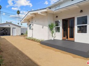 2209 West Boulevard, Los Angeles CA 90016