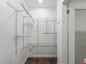 1215 5th Avenue, Los Angeles CA 90019