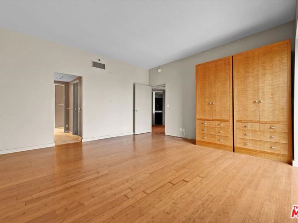 10445 Wilshire Boulevard 904, Los Angeles CA 90024