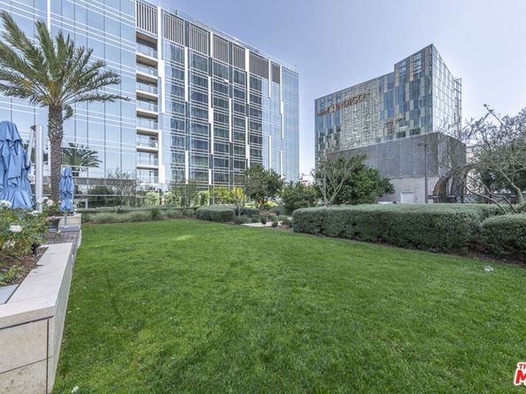 877 Francisco Street 919, Los Angeles CA 90017