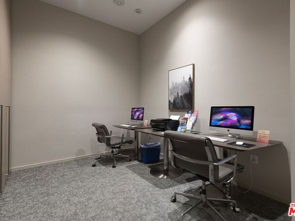 877 Francisco Street 919, Los Angeles CA 90017