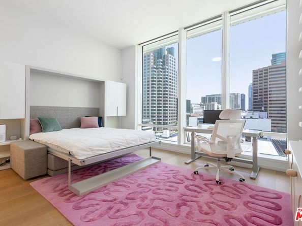 877 Francisco Street 919, Los Angeles CA 90017