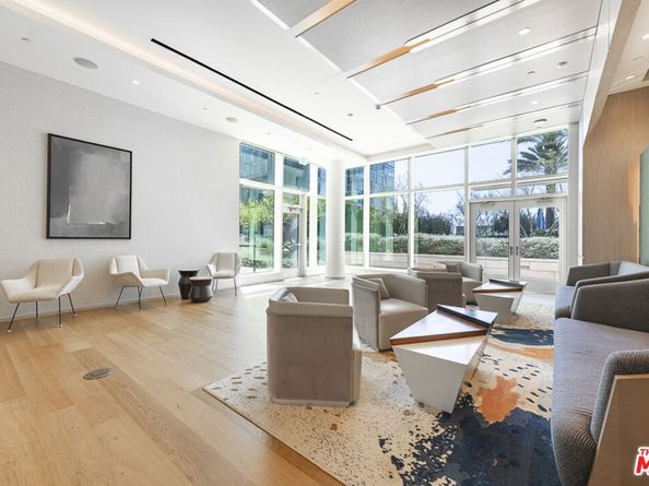 877 Francisco Street 919, Los Angeles CA 90017