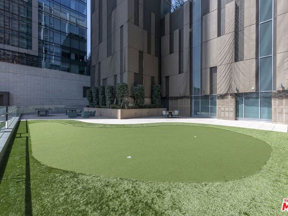 877 Francisco Street 919, Los Angeles CA 90017