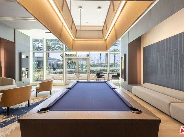 877 Francisco Street 919, Los Angeles CA 90017