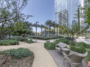 877 Francisco Street 919, Los Angeles CA 90017