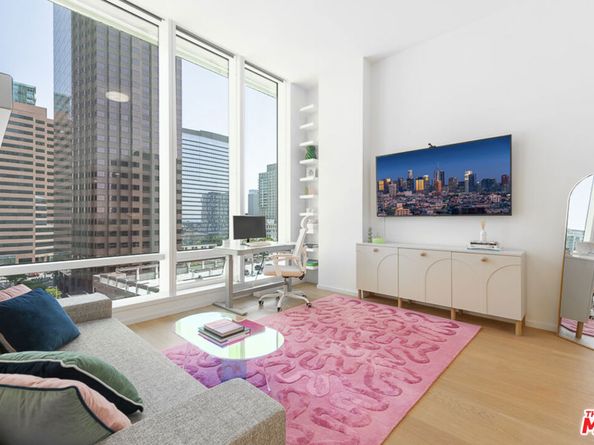 877 Francisco Street 919, Los Angeles CA 90017