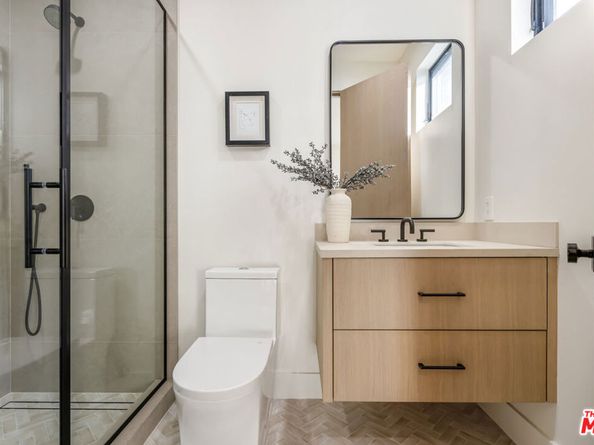 4828 Radford Avenue, Valley Village CA 91607